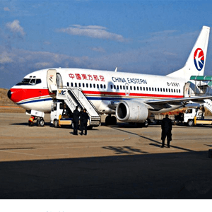 昆明机场快递航空快运业稳步发展的原因是什么？